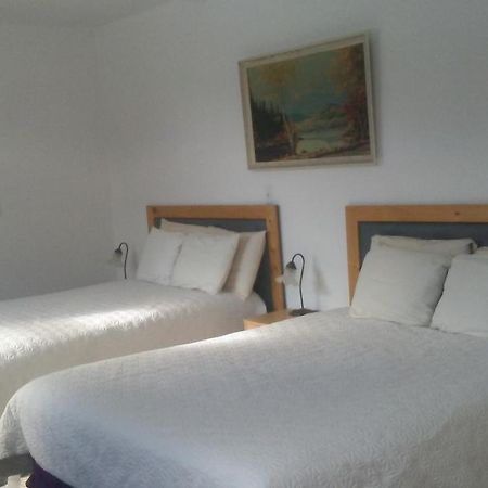 Chameleon Hotel Castlegar Luaran gambar