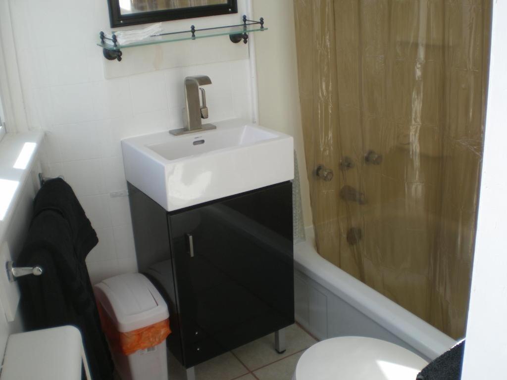 Chameleon Hotel Castlegar Luaran gambar