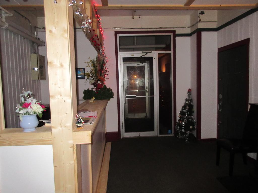 Chameleon Hotel Castlegar Luaran gambar