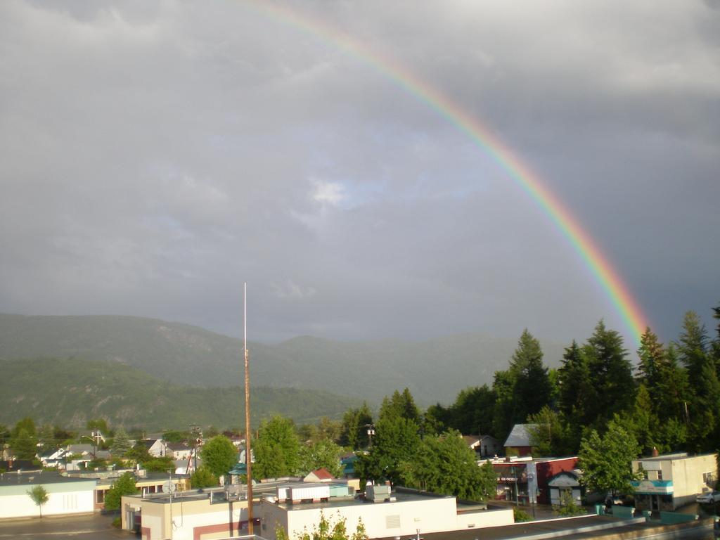 Chameleon Hotel Castlegar Luaran gambar