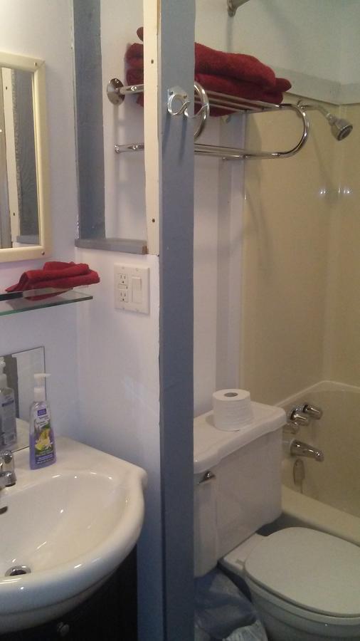 Chameleon Hotel Castlegar Luaran gambar