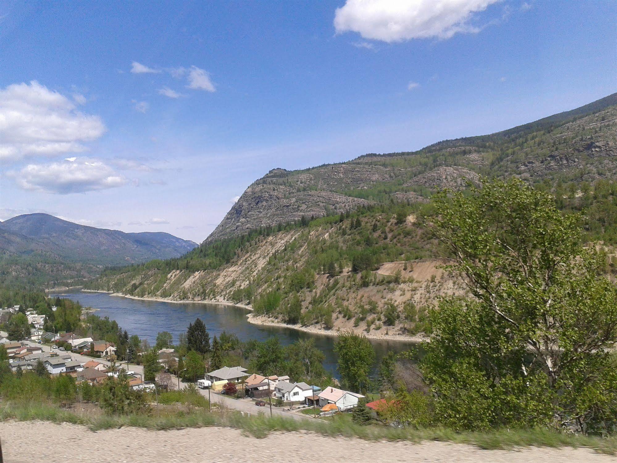 Chameleon Hotel Castlegar Luaran gambar