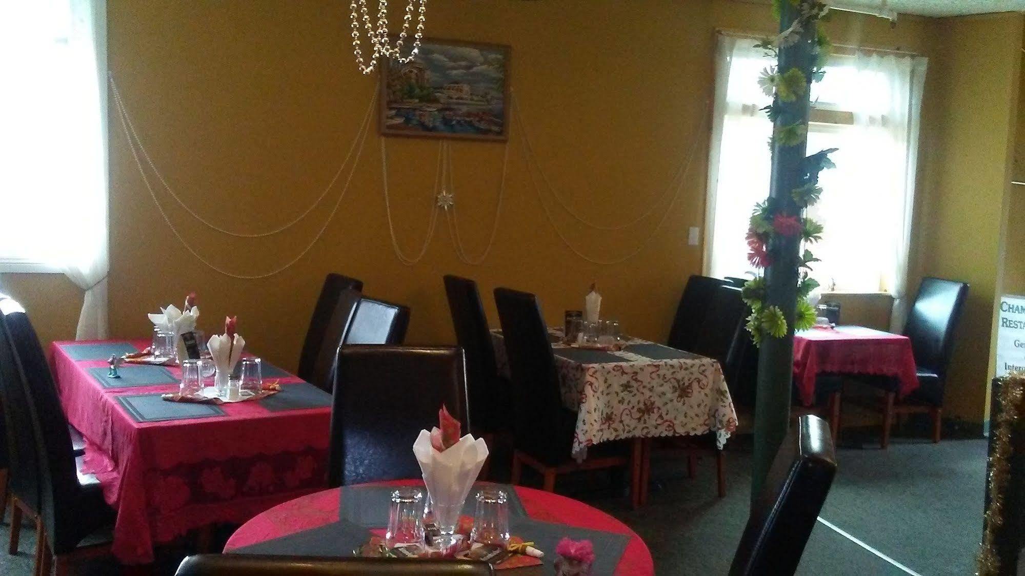 Chameleon Hotel Castlegar Luaran gambar
