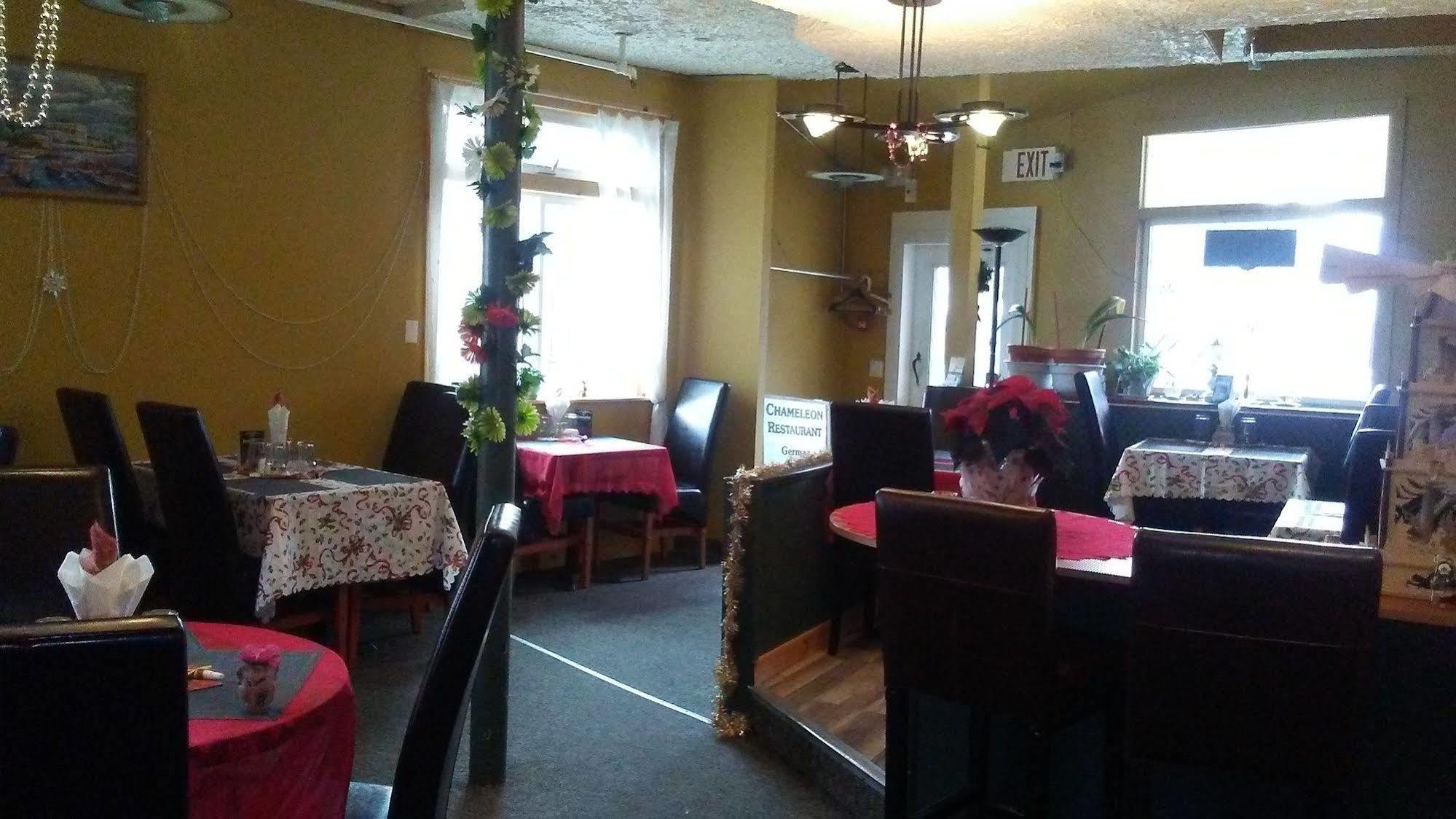 Chameleon Hotel Castlegar Luaran gambar