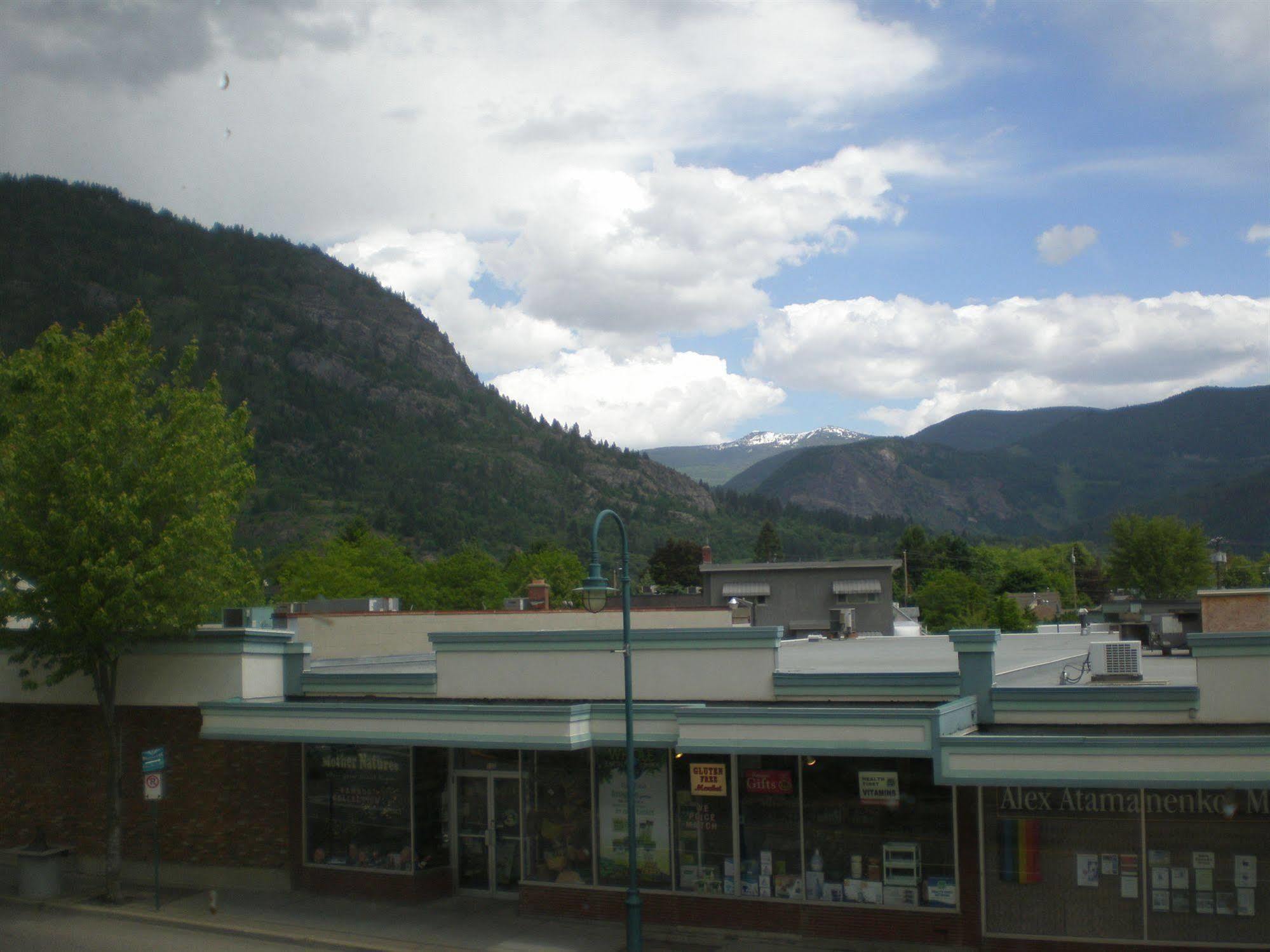Chameleon Hotel Castlegar Luaran gambar
