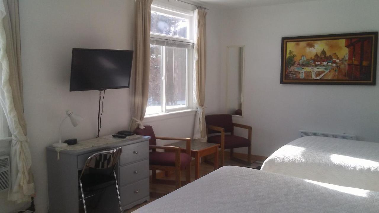 Chameleon Hotel Castlegar Luaran gambar