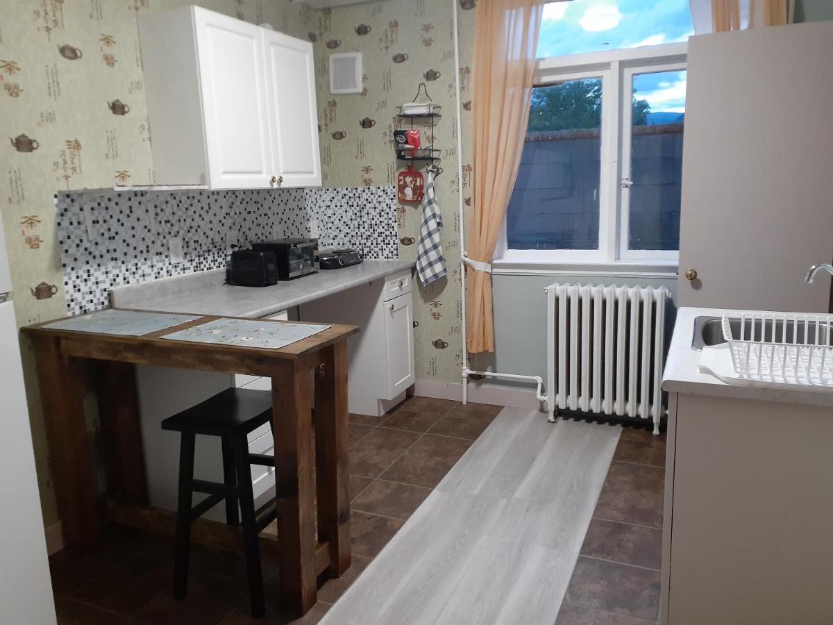 Chameleon Hotel Castlegar Luaran gambar