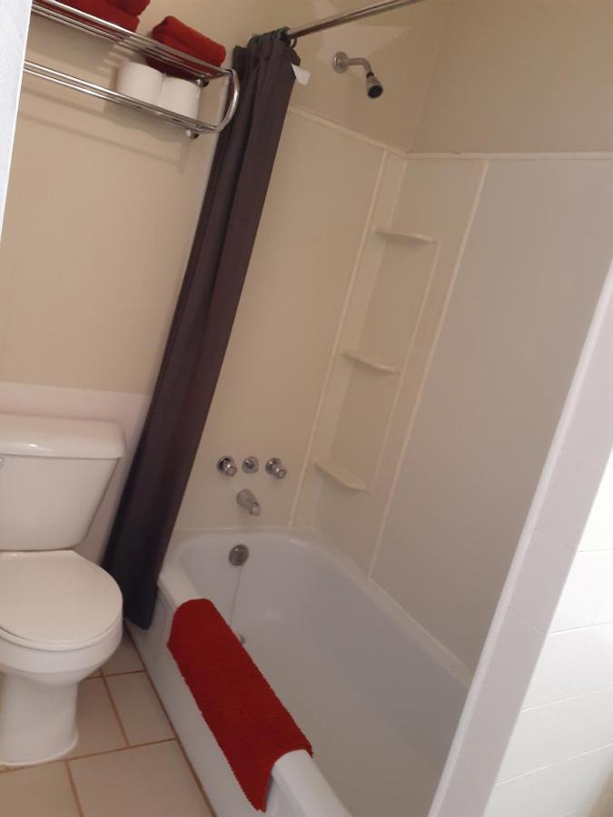 Chameleon Hotel Castlegar Luaran gambar